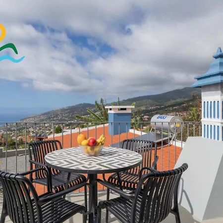 Calheta Beautiful Character Loreto Villa